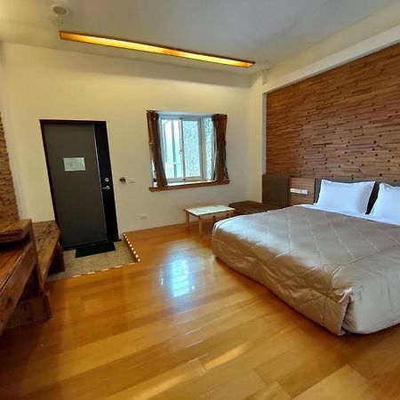 Spring Garden B&B Zsenaj Szoba fotó