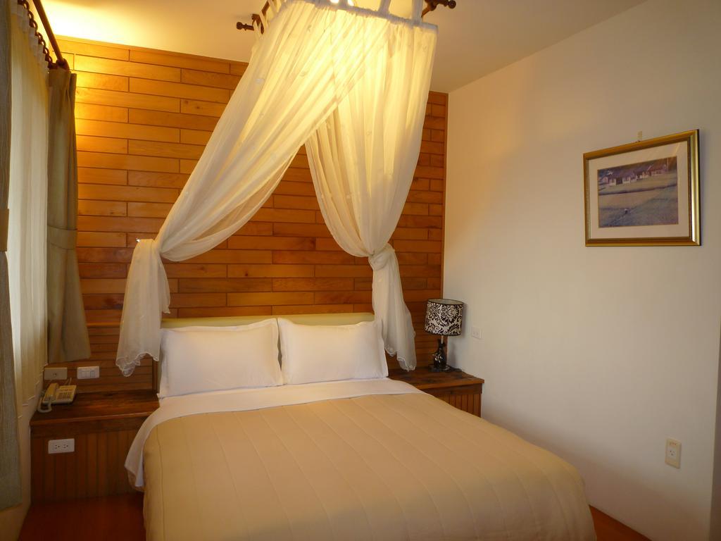 Spring Garden B&B Zsenaj Kültér fotó